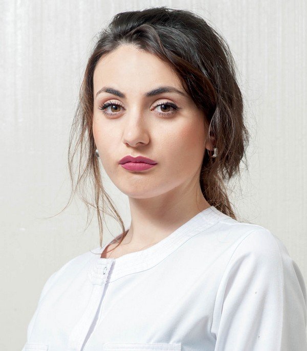 Xenia Turcan - Asistenta